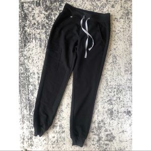 Figs scrubs jogger fit.